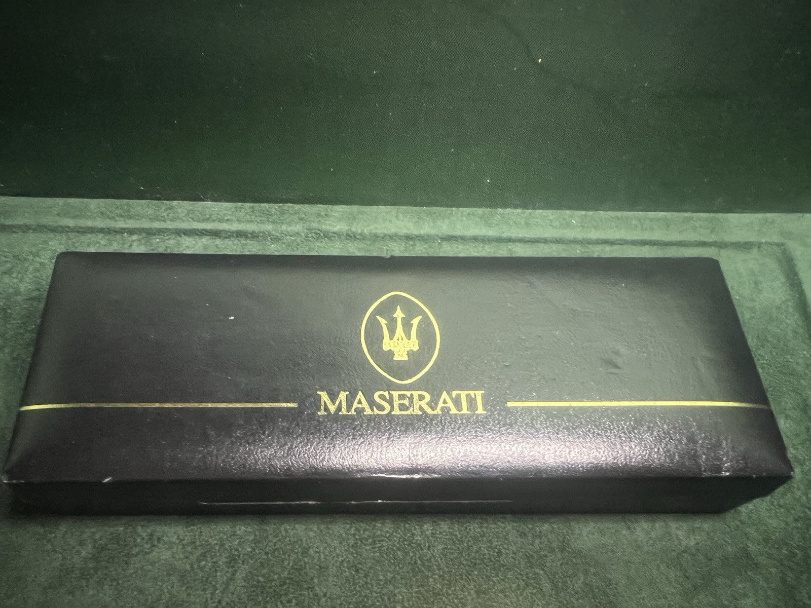 🔴 MASERATI penna sfera lacca rossa bordeaux a rotazione scrive mai usata