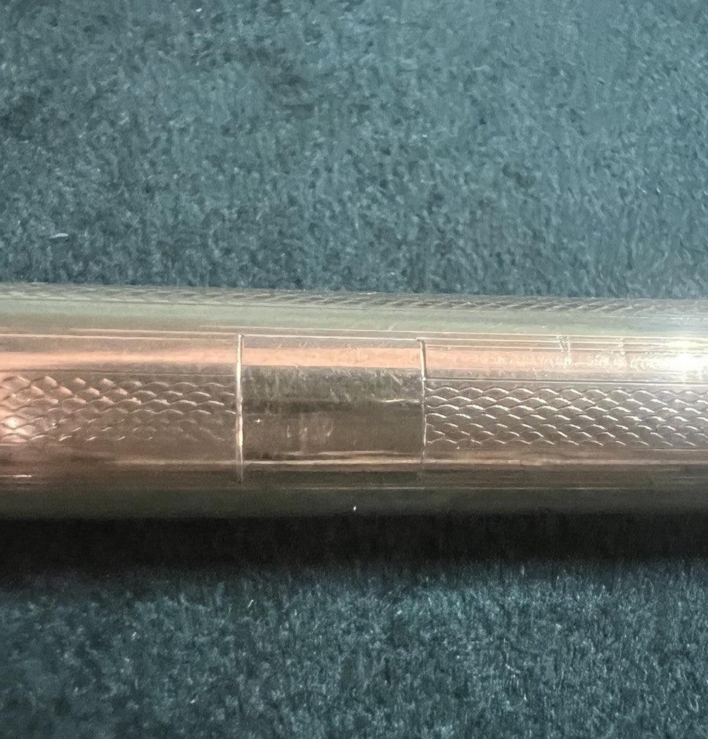 Red Vintage 1920s Extra Long American Retractable Fountain Pen