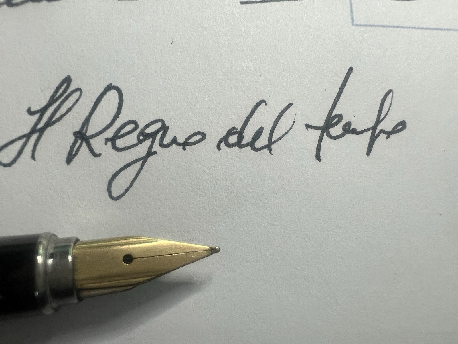 Aurora Stylo-Plume Stylo à Plume Et Sphère Laque Noire de Collection They write 