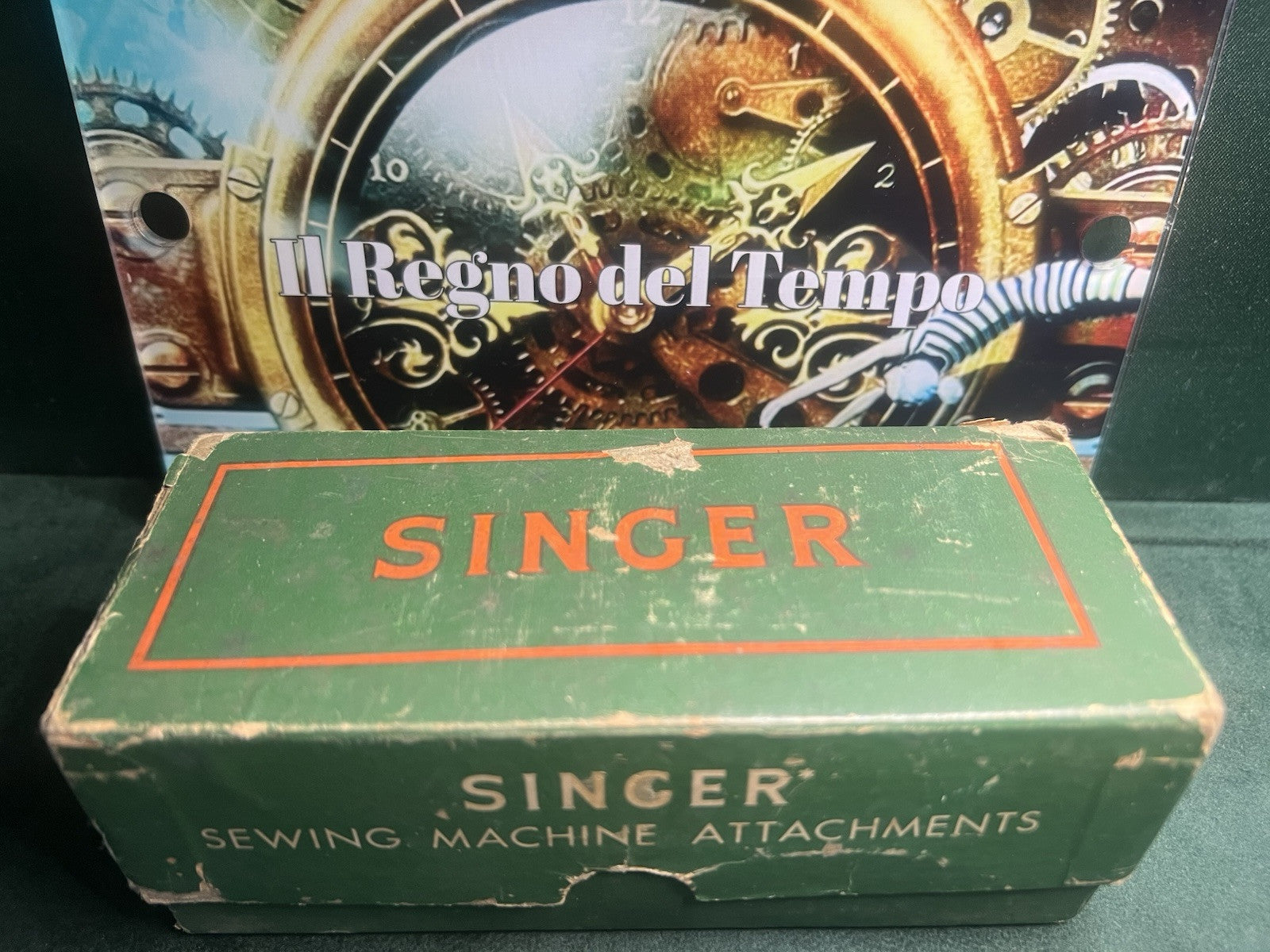 🔴 SINGER Nähmaschinenzubehör 1600809 mit Vintage-Schmierstoffbox 